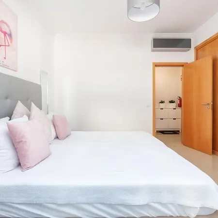 Apartamento Homes White Rose Garden With 2 Terraces & 2 Swimming Pools *