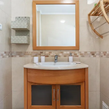 アパート Homes White Rose Garden With 2 Terraces & 2 Swimming Pools アルブフェイラ