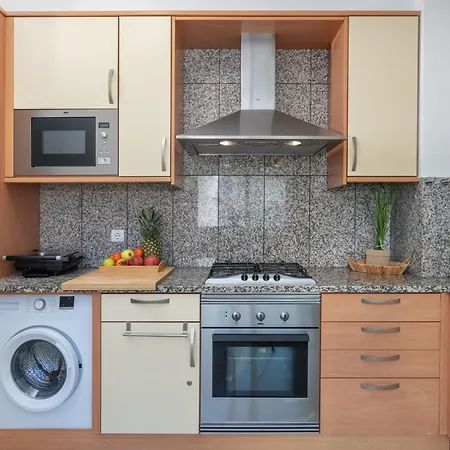 Homes White Rose Garden With 2 Terraces & 2 Swimming Pools Αλμπουφέιρα