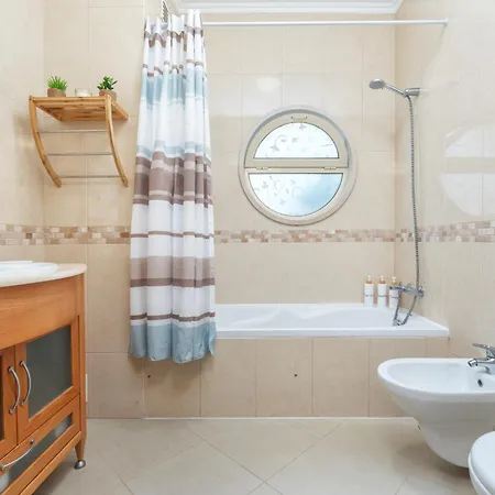 Διαμέρισμα Homes White Rose Garden With 2 Terraces & 2 Swimming Pools *