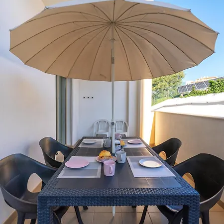 Homes White Rose Garden With 2 Terraces & 2 Swimming Pools Αλμπουφέιρα