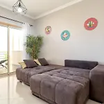 Homes White Rose Garden With 2 Terraces & 2 Swimming Pools