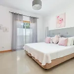 Homes White Rose Garden With 2 Terraces & 2 Swimming Pools *